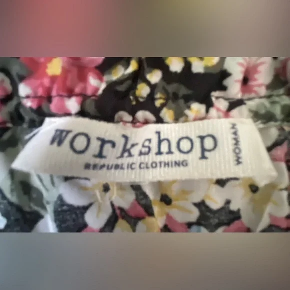 Workshop Republic Clothing Pink and Blue Floral Sleeveless Blouse - Picture 3 of 3